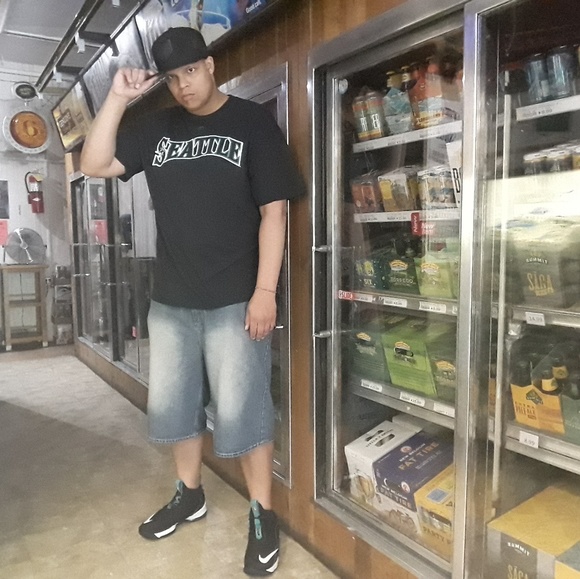 Meet your Posher, B - Picture 1 of 6